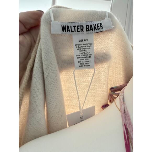 WALTER BAKER Verushka Reversible Poncho Camel/Ivory - Picture 9 of 11